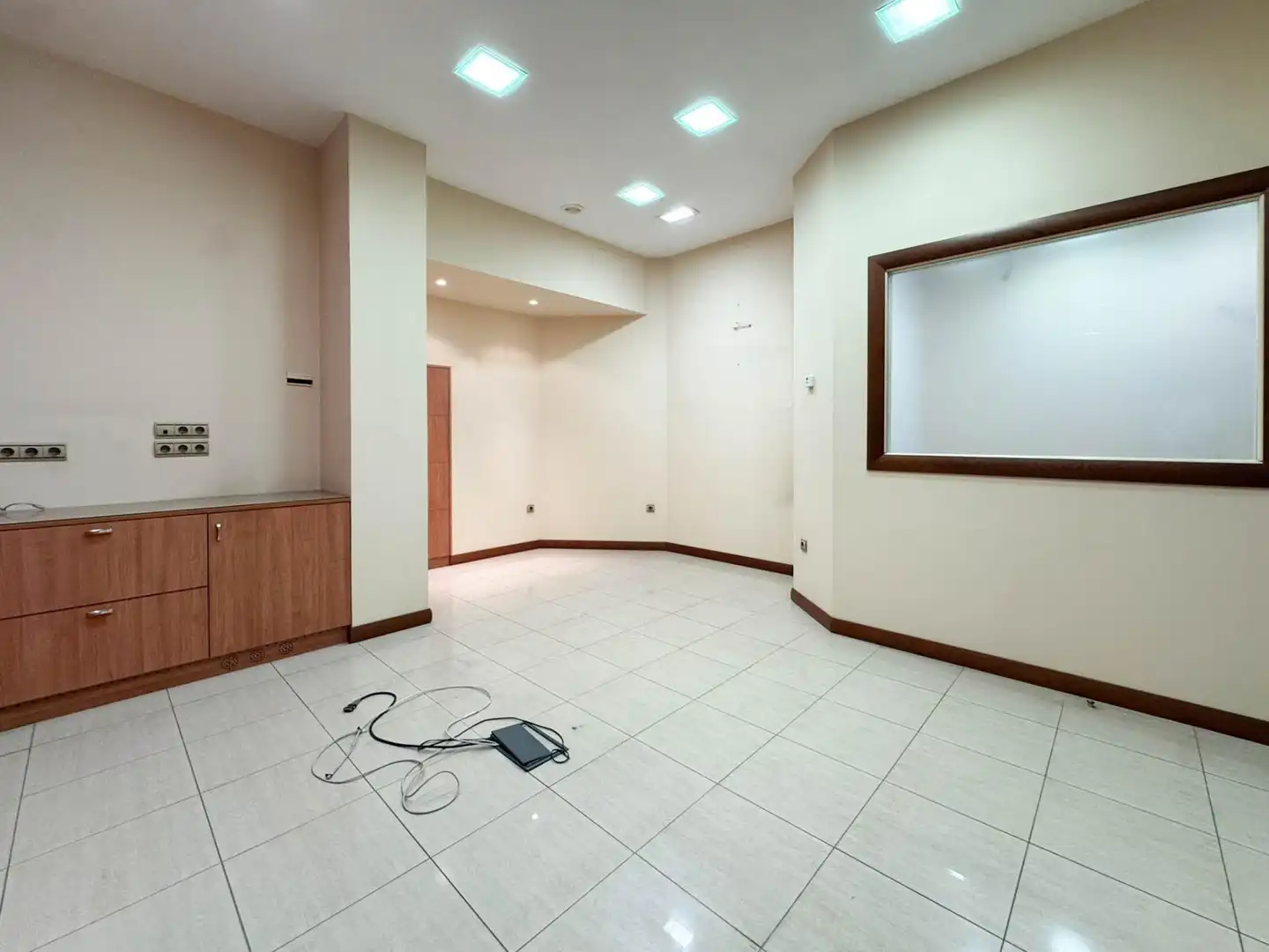 Business premises to rent in Calle JOAQUIN MARTINEZ MACIA, imagen 10