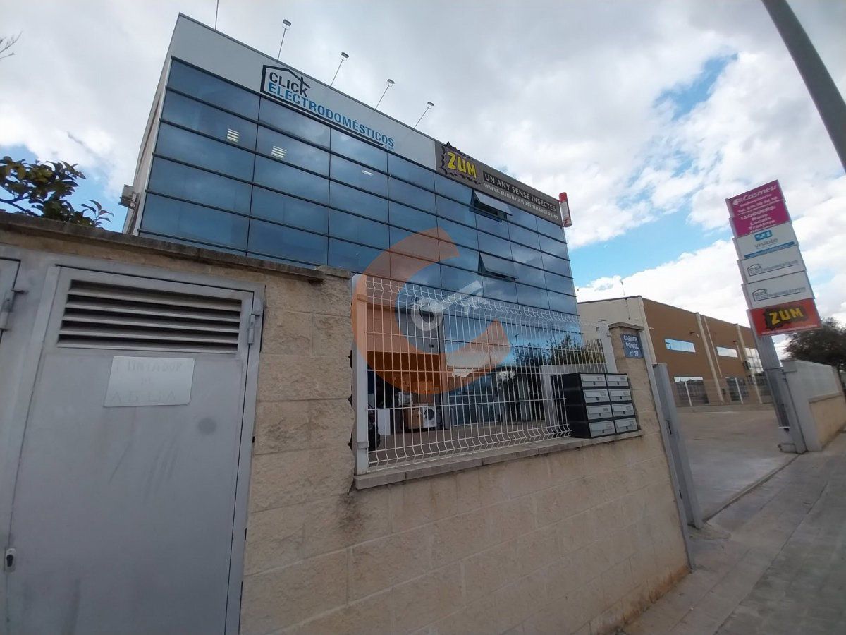 Exterior view of Premises to rent in El Vendrell