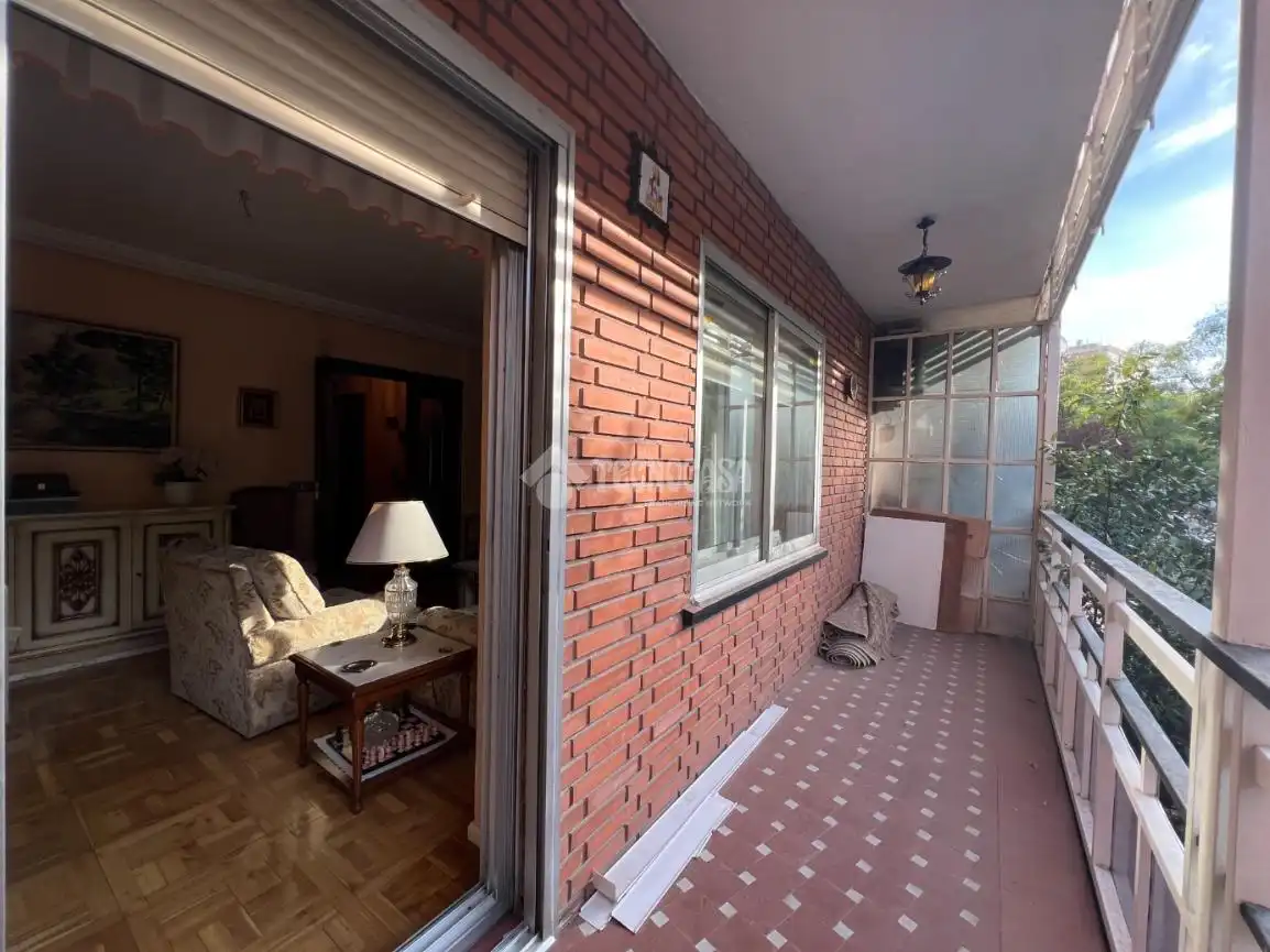Vista exterior de Pis en venda en Chamartín