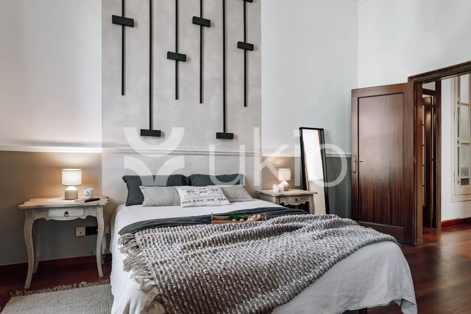 Schlafzimmer von Wohnungen zur Miete in Barcelona mit Klimaanlage, Heizung und Möbliert