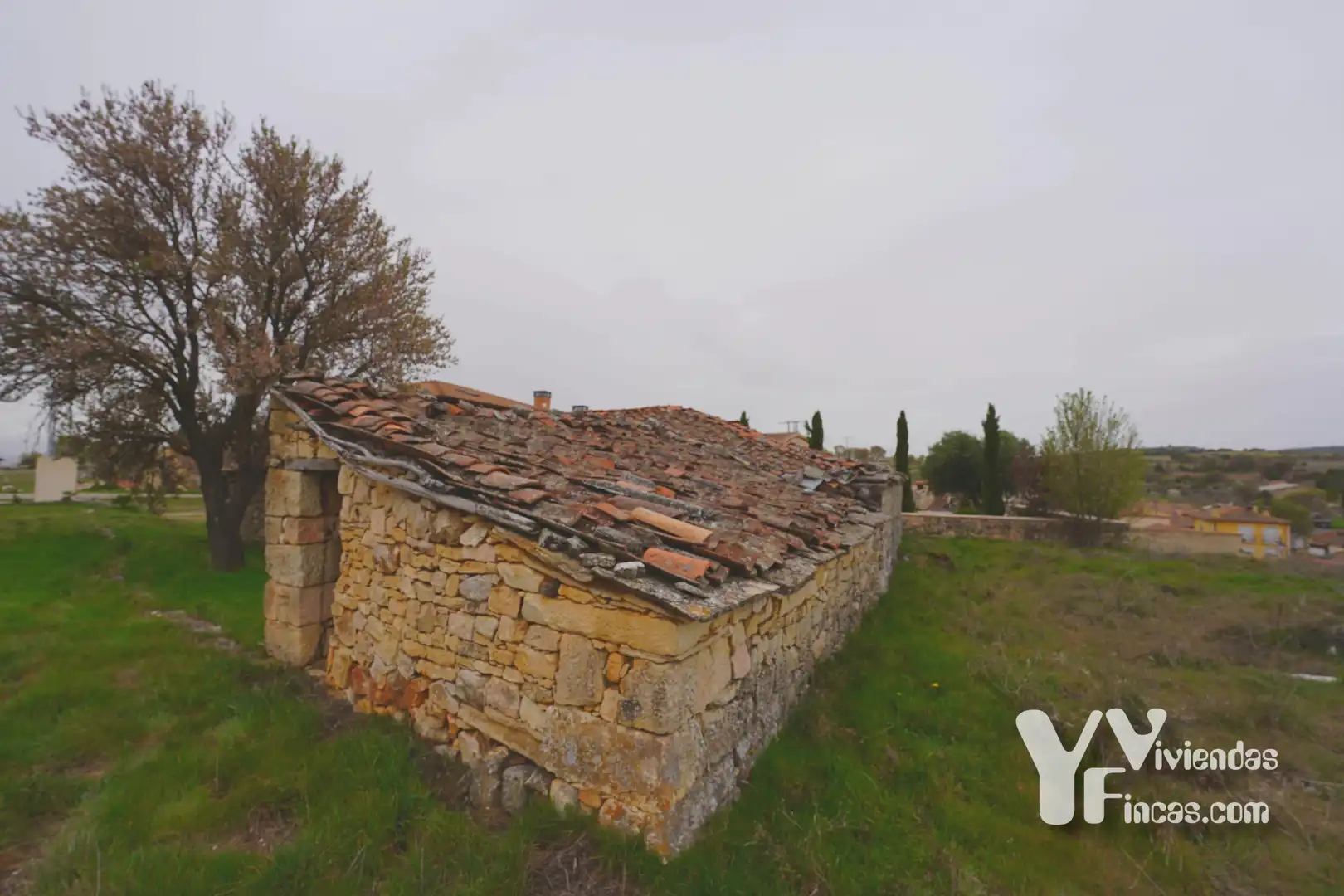Fabrikhallen zum Verkauf in Valdevacas de Montejo