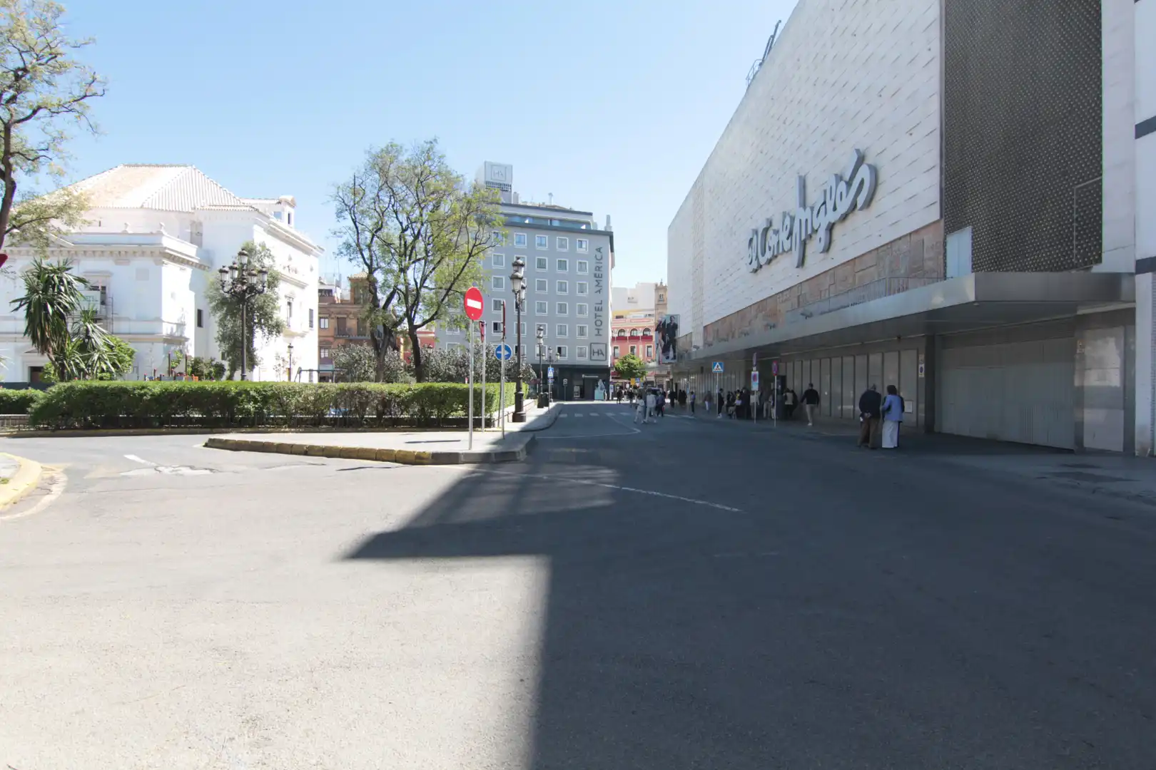 Exterior view of Flat for sale in Sevilla  with Air Conditioner, Heating and Furnished