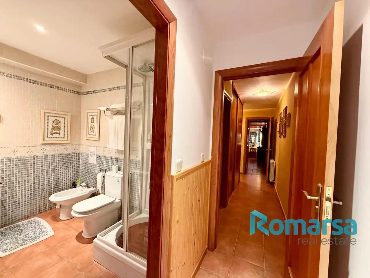 Bathroom of Houses for sale in Bohoyo  with Heating, Parquet flooring and Furnished