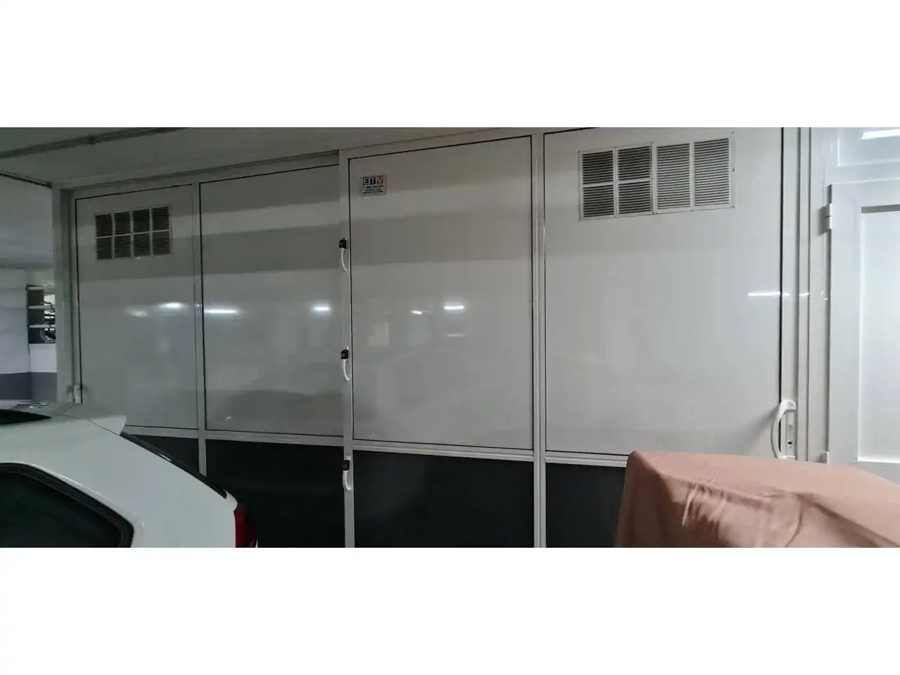 Garage zum Verkauf in La Roca del Vallès mit Alarm