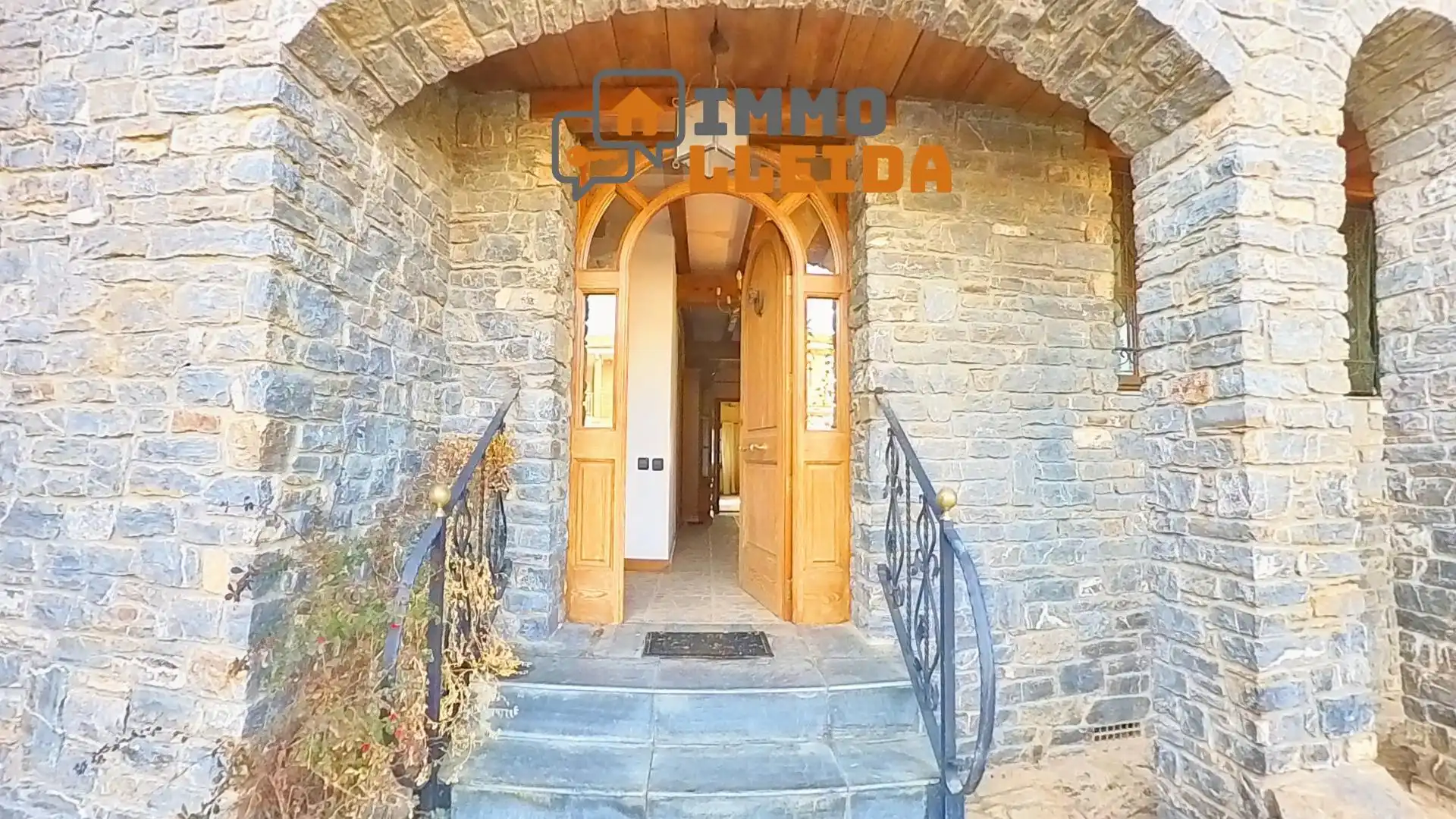 Casa con terraza en venta en Calle Sant Armengol 4, imagen 49