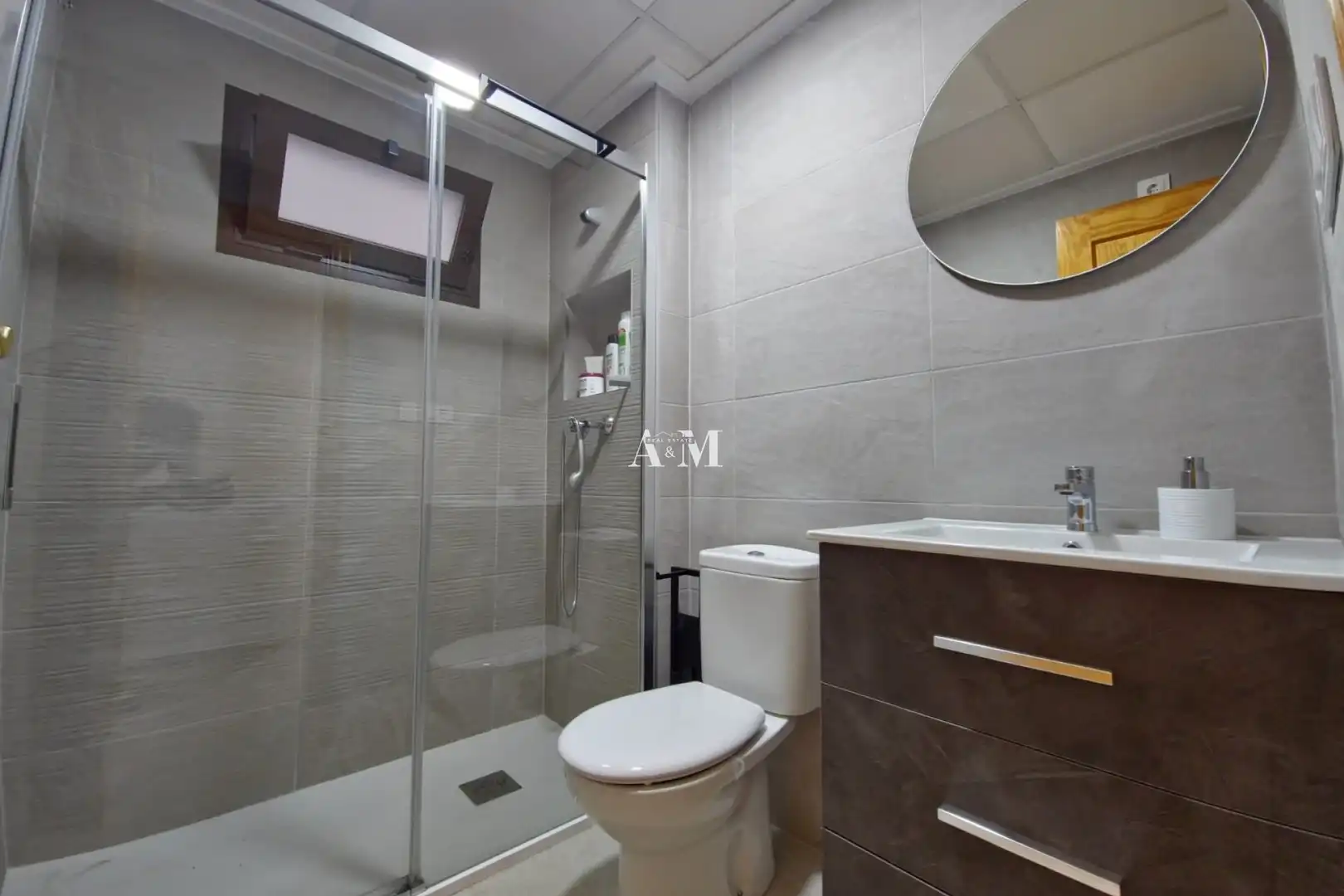 Bathroom of Apartments for rent in Guardamar del Segura  with Heating, Terrace and Furnished