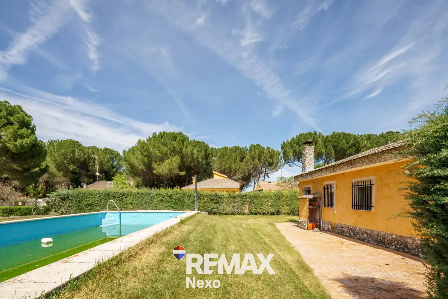 Vista exterior de Casa o chalet en venta en Santibáñez de Valcorba con Calefacción, Jardín privado y Terraza