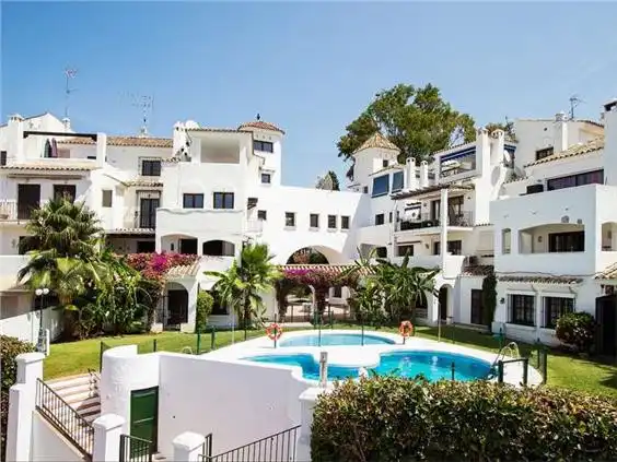 Exterior view of Apartments for rent in Marbella  with Air Conditioner, Furnished and Balcony