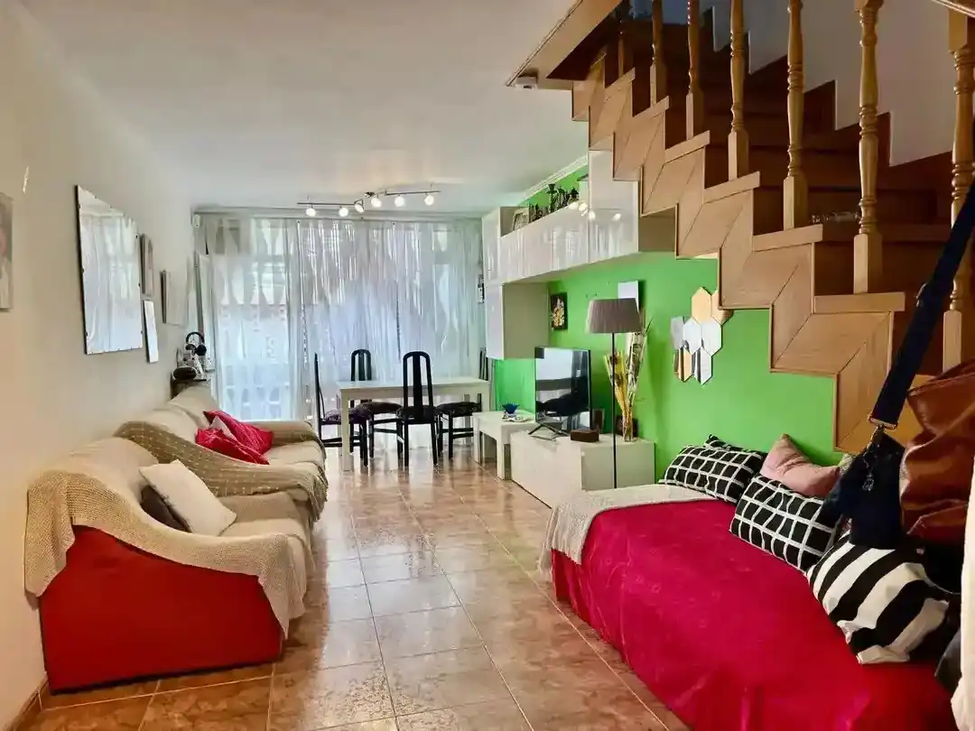 Sala d'estar de Pis en venda en Barcelona amb Aire condicionat, Calefacció i Balcó