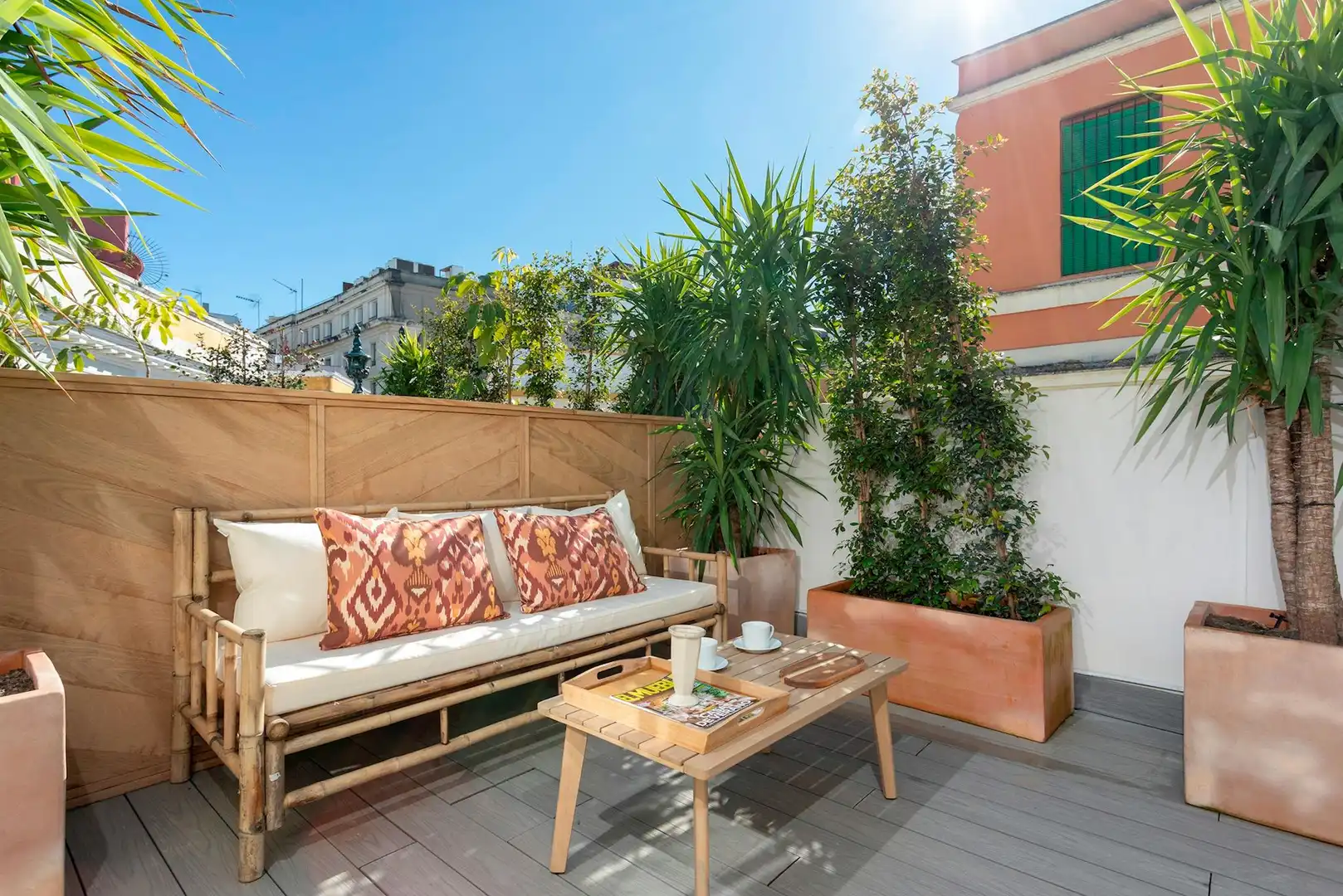 Terrace of Flat for rent in Sevilla  with Air Conditioner, Heating and Washing machine