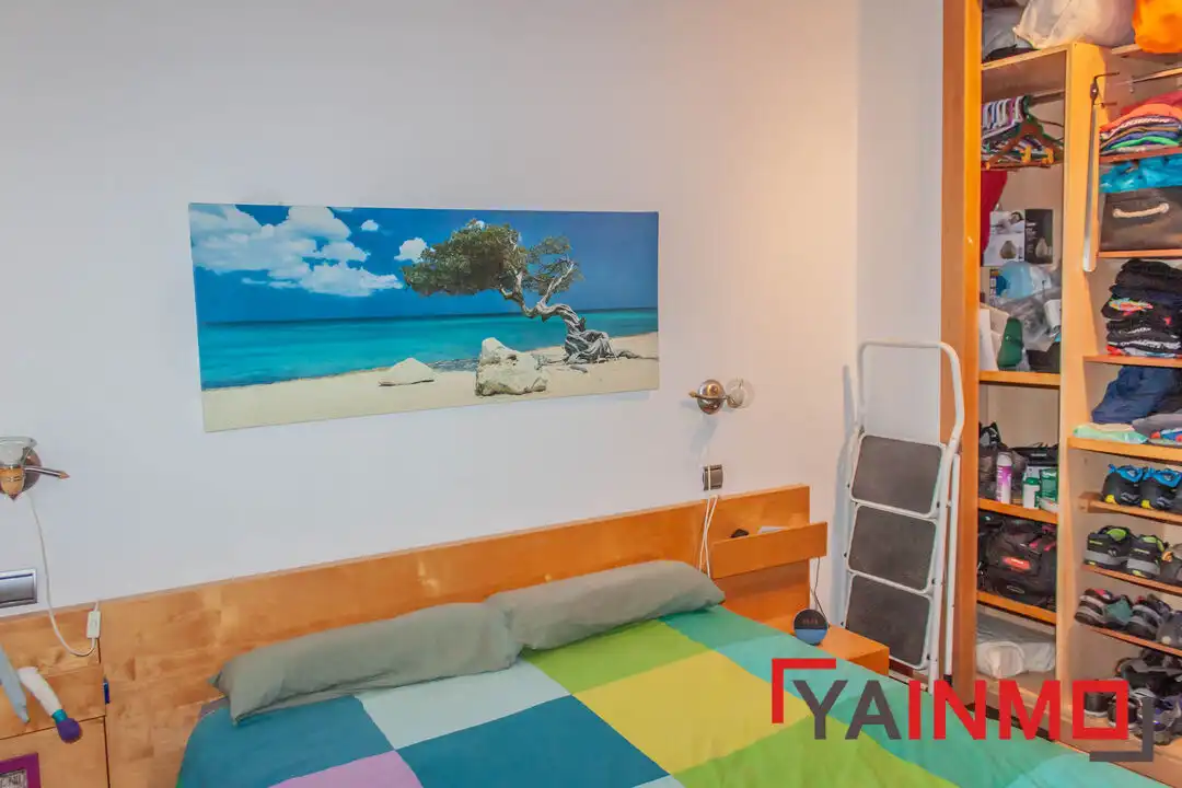 Habitación de Piso en venta en Vitoria - Gasteiz con Calefacción, Parquet y Trastero