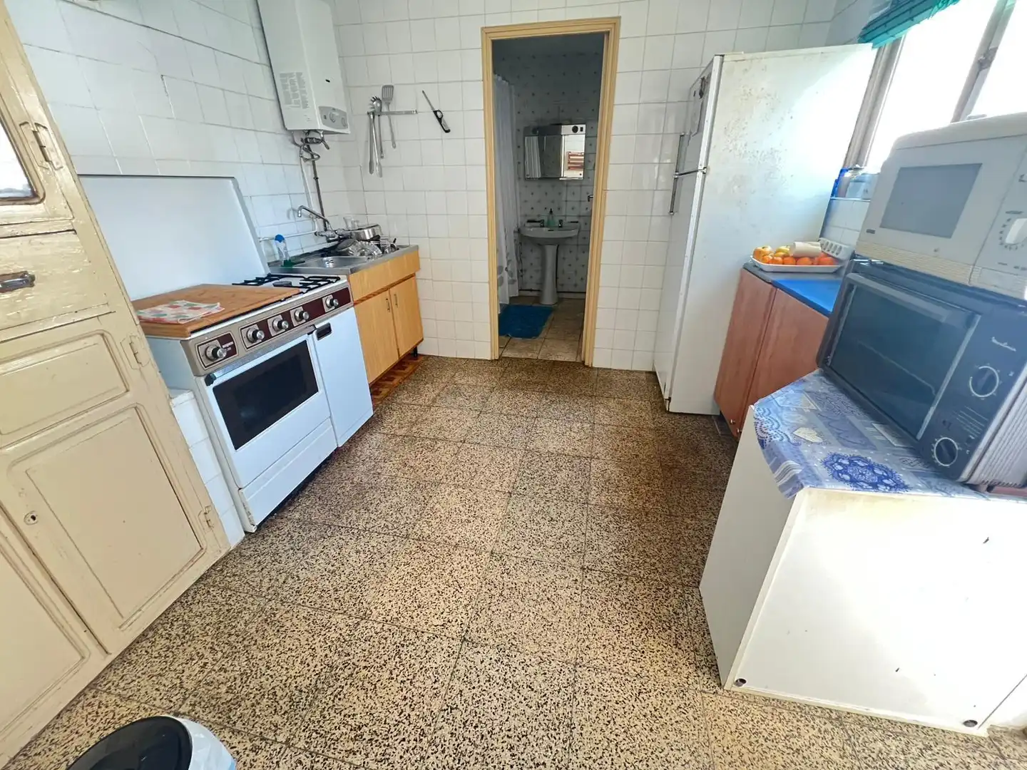 Cocina de Apartamento en venta en Almadén con Calefacción, Jardín privado y Amueblado