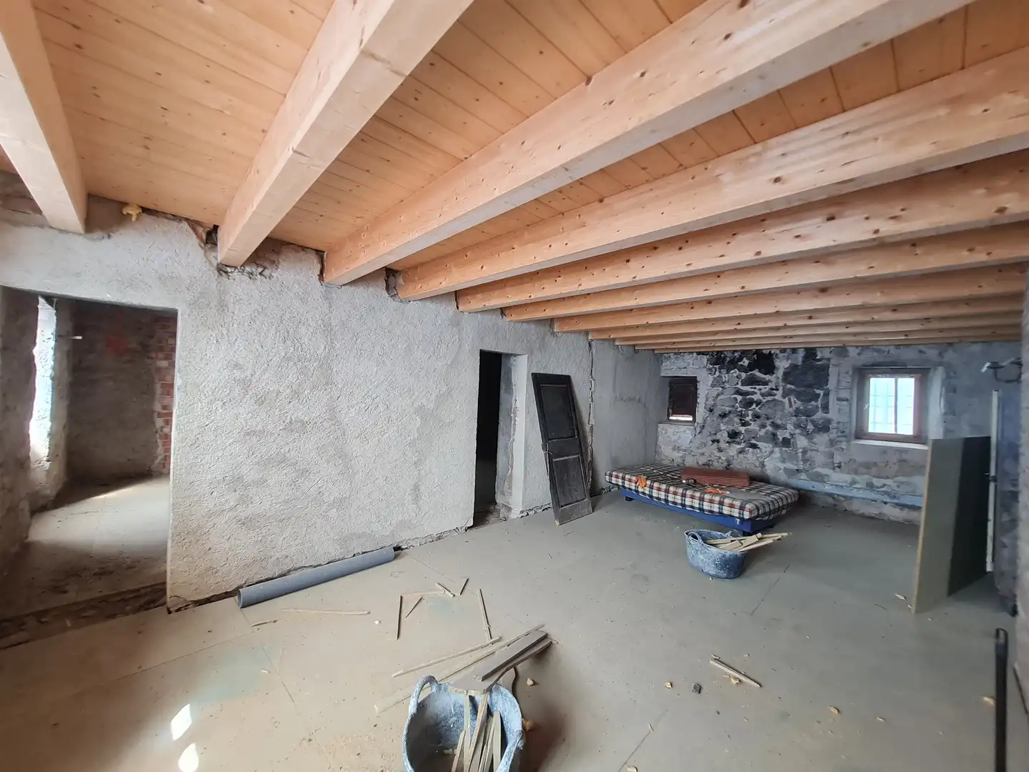 Country homes for sale in Olvan
