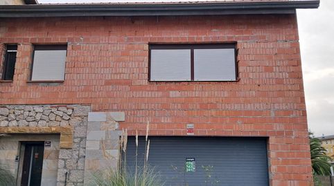 Foto 2 de Casa o chalet en venta en Barrio Mijares, 16, Escobedo, Camargo