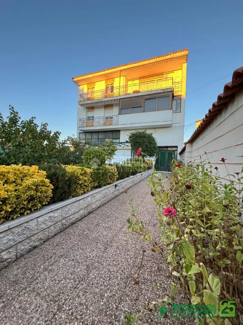 Vista exterior de Pis en venda en Campos del Paraíso amb Terrassa i Balcó