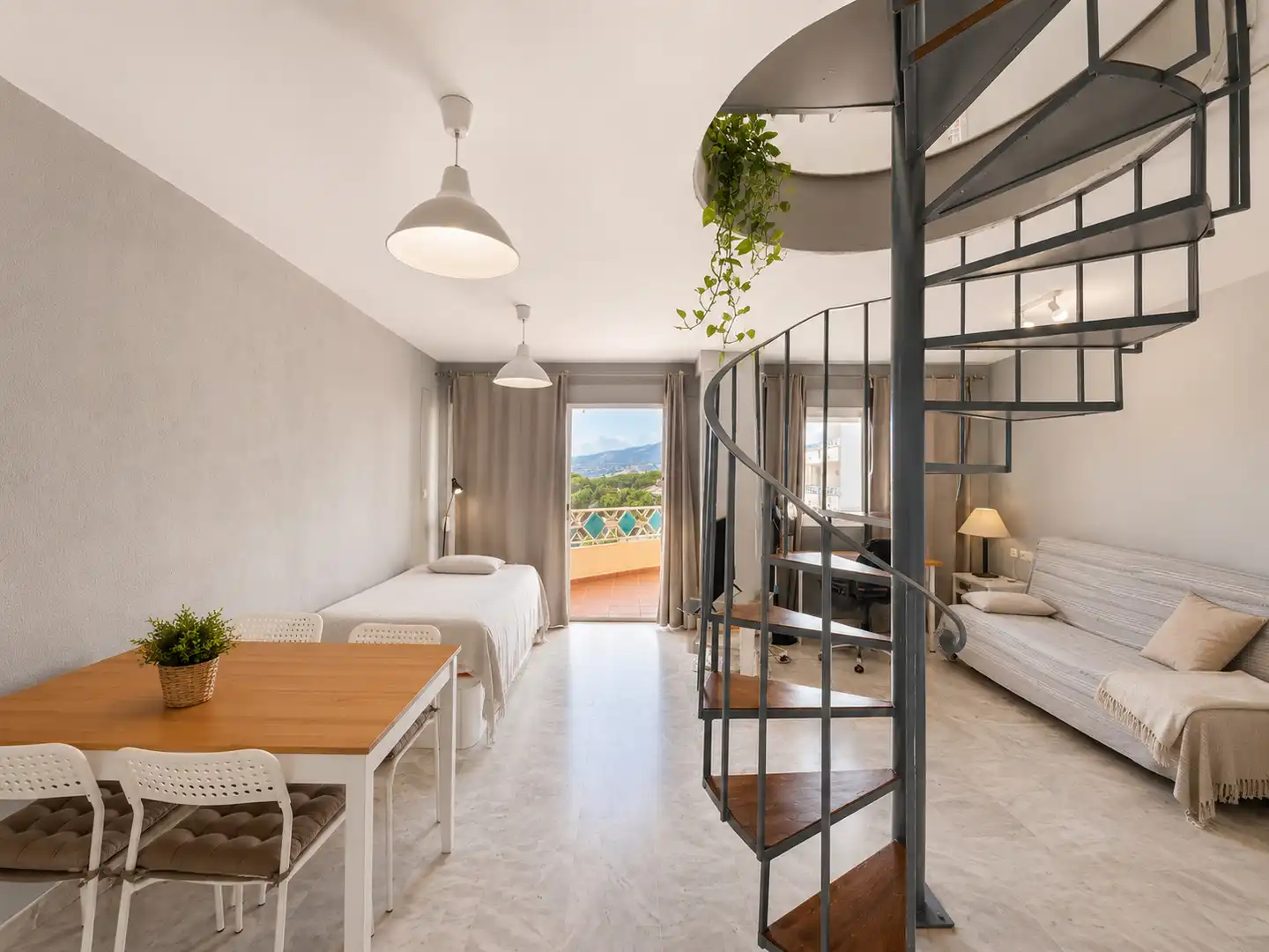Bedroom of Attic for rent in Marbella  with Air Conditioner, Furnished and Pets allowed