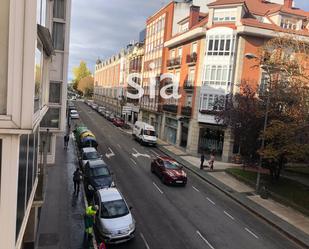 Vista exterior de Pis en venda en Vitoria - Gasteiz amb Calefacció i Terrassa