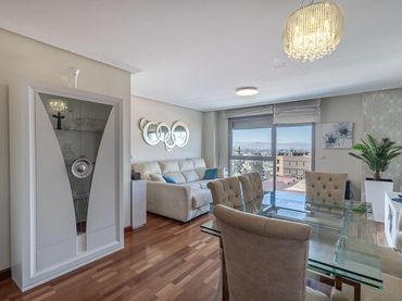 Piso con ascensor en venta en Ronda
