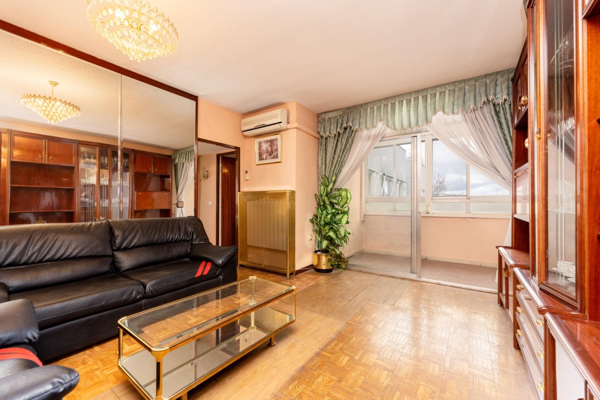 Pis en venda a Coslada pueblo