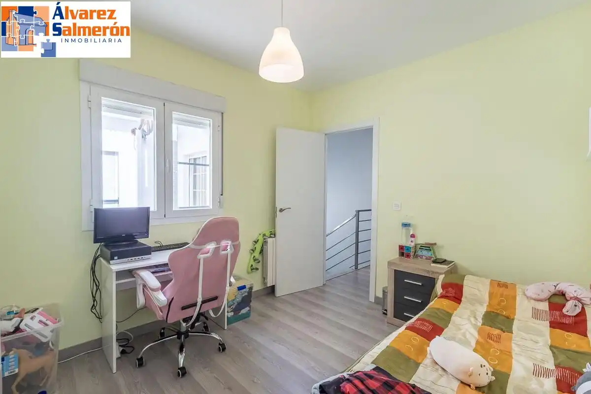 Reihenhaus zum Verkauf in Calle VILLANOVA, imagen 12