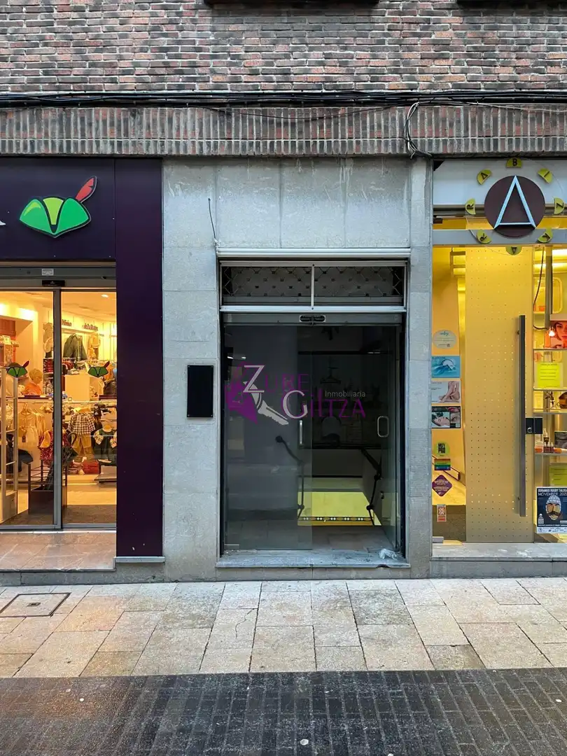 Local comercial de lloguer a Durango