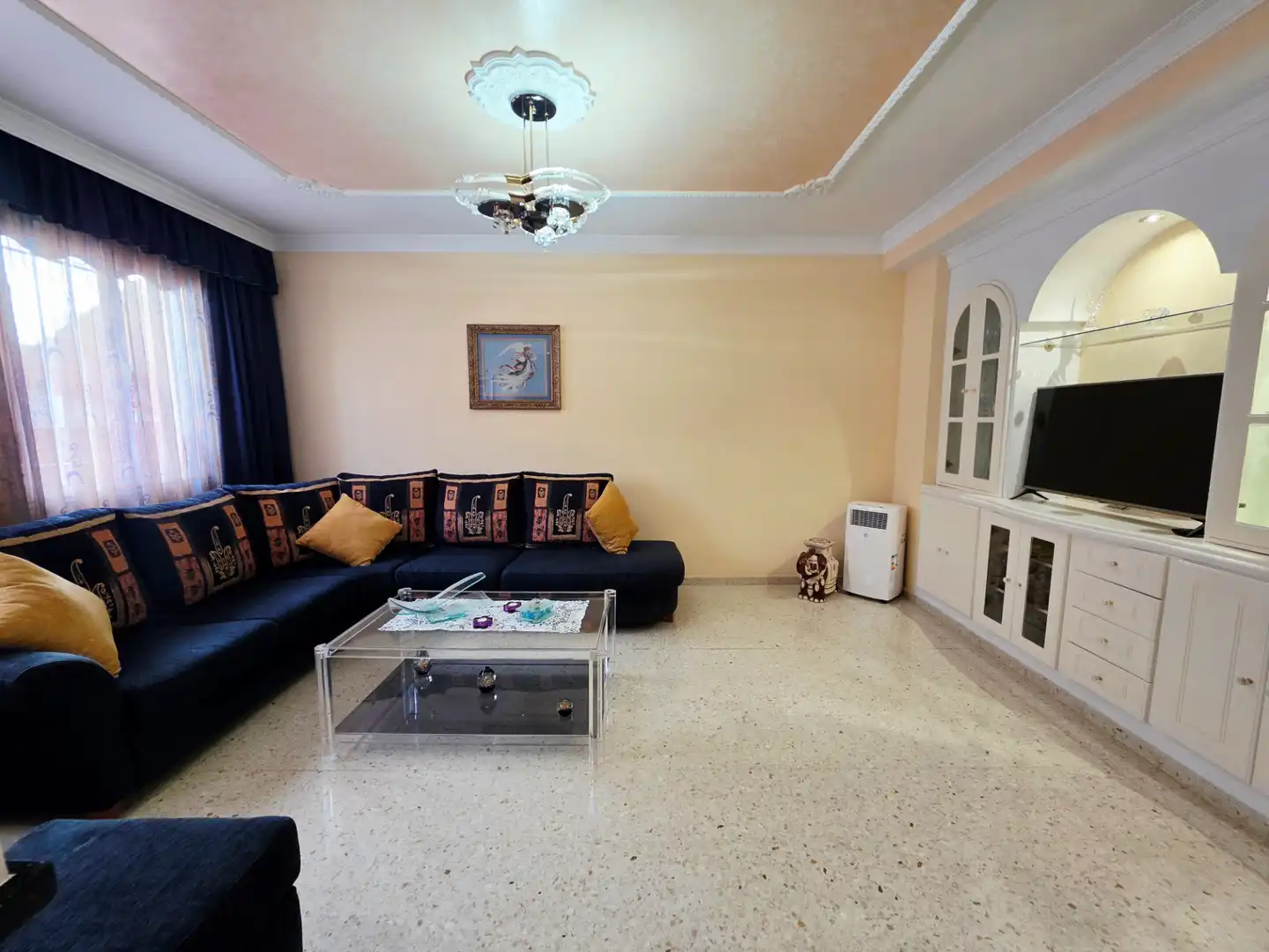 Sala d'estar de Casa adosada en venda en Las Palmas de Gran Canaria amb Terrassa i Traster