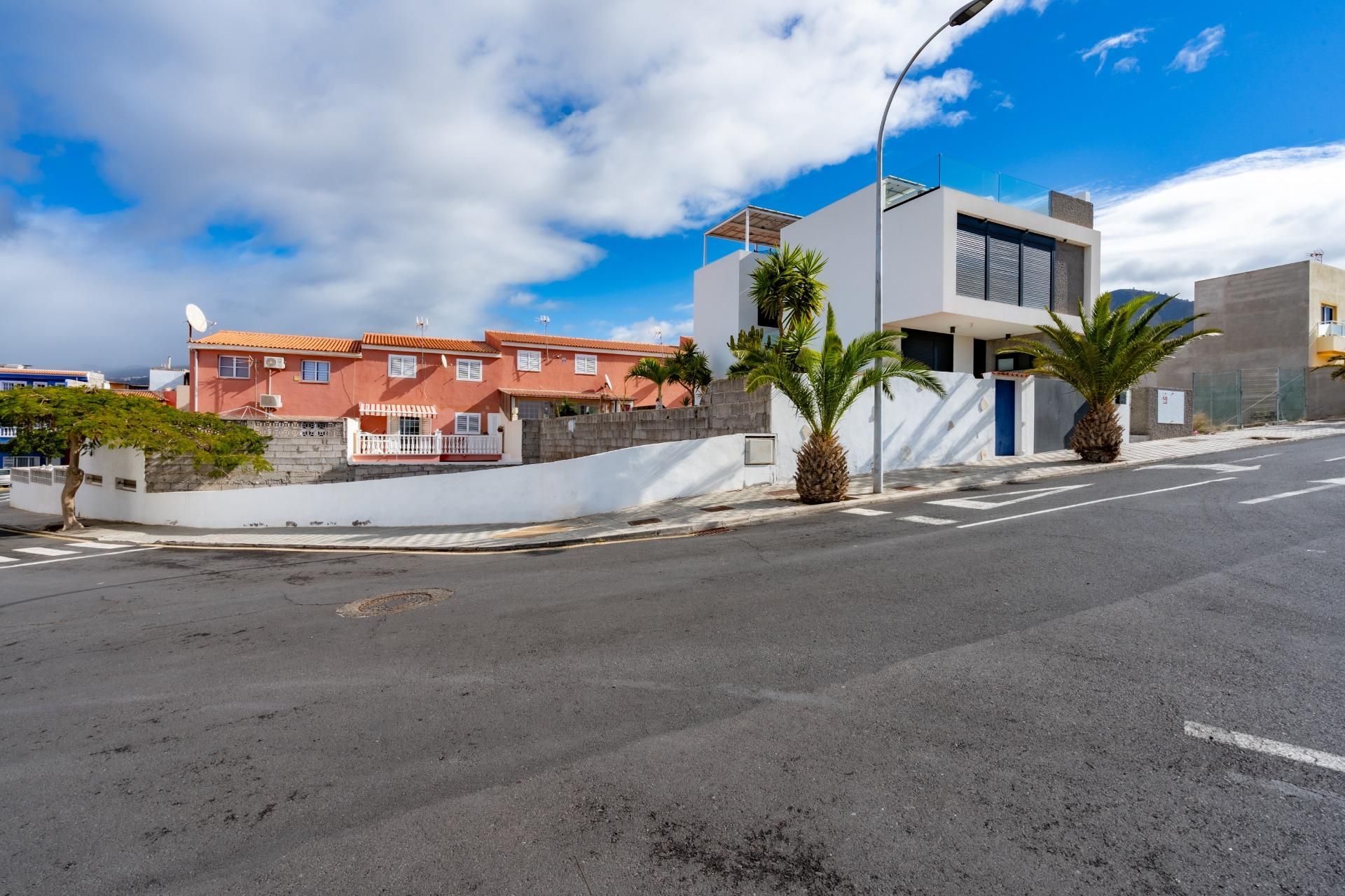 Außenansicht von Residential zum verkauf in Guía de Isora