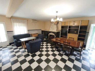 Villa in vendita a Pedanías de Badajoz