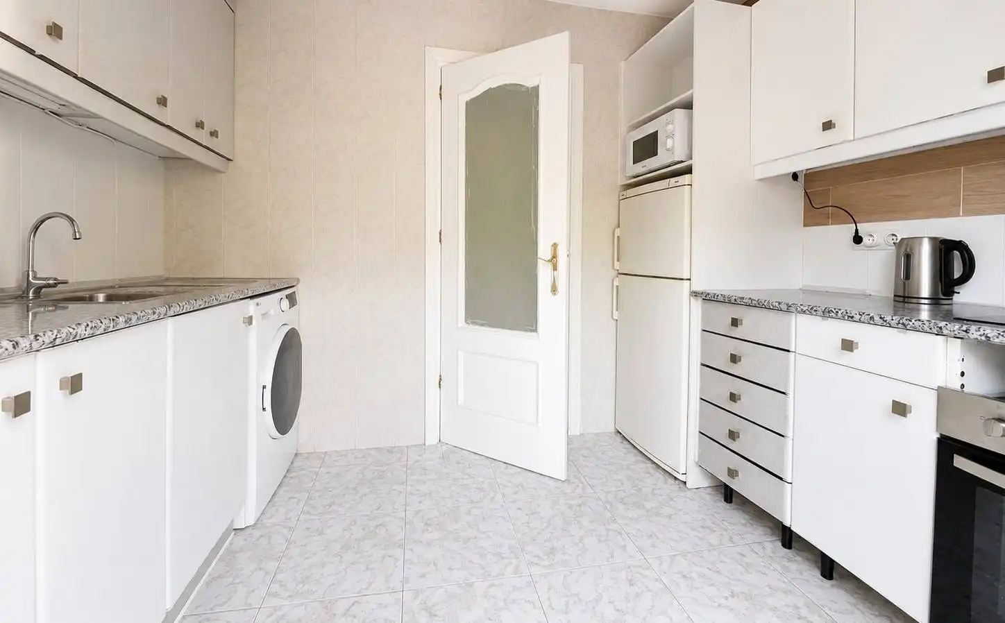 Cocina de Piso en venta en San Sebastián de los Reyes con Calefacción y Terraza