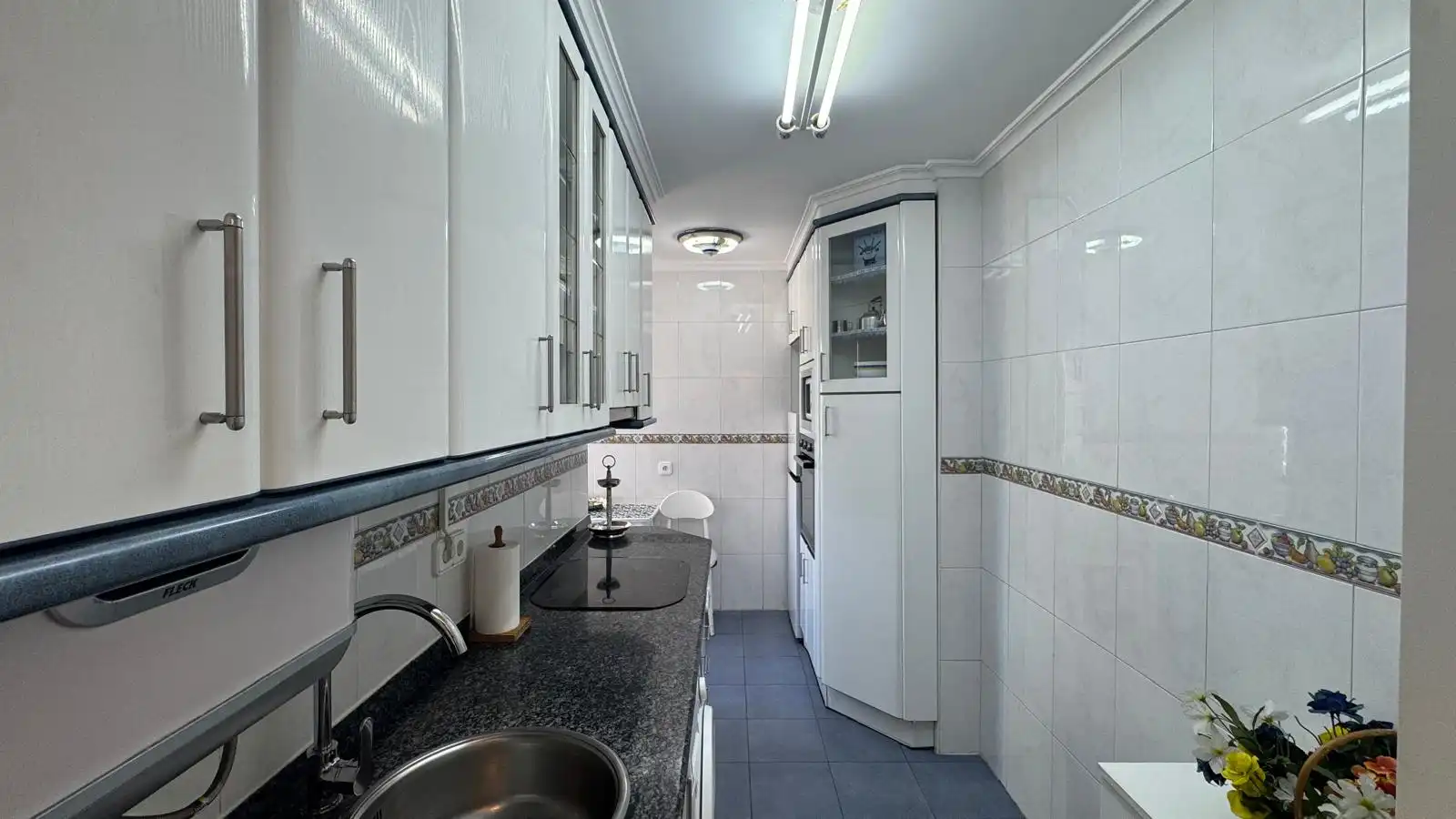 Küche von Wohnung zur Miete in Santander mit Heizung, Parkett und Abstellraum