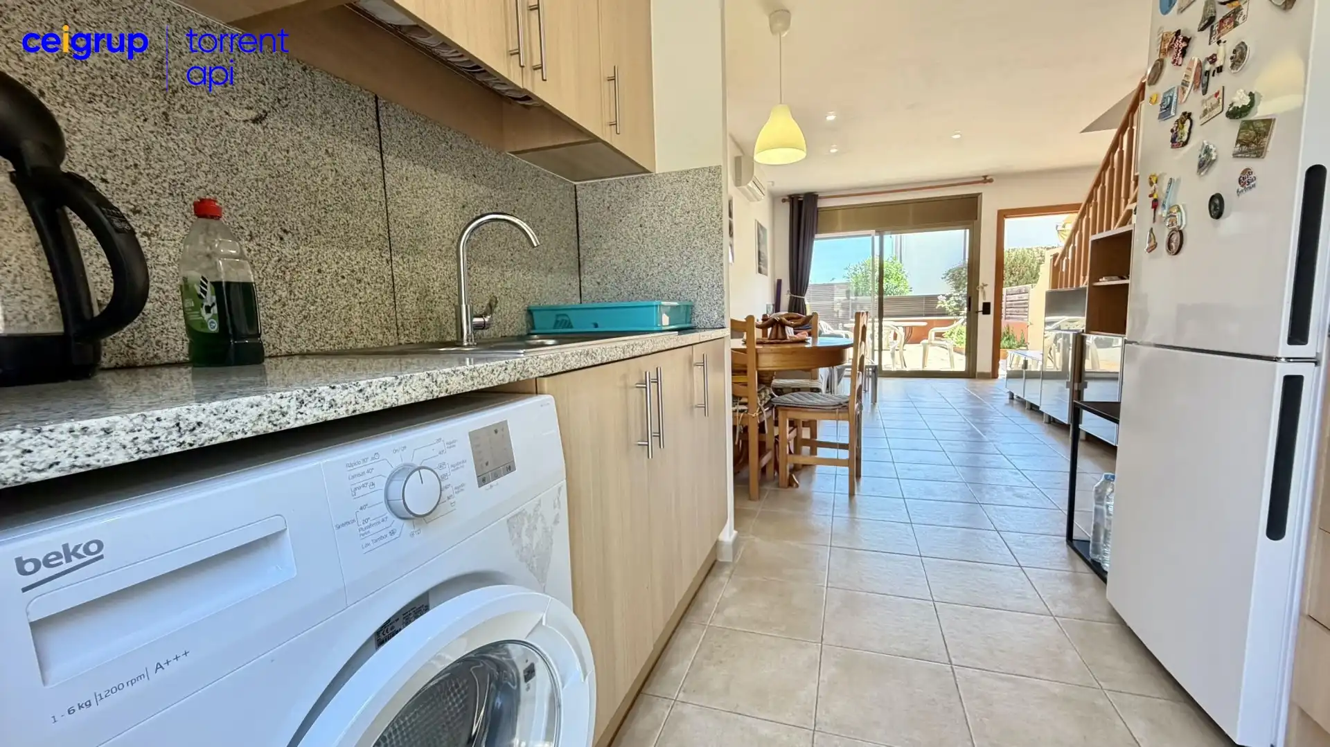 Cocina de Casa adosada en venta en L'Estartit con Terraza, Piscina y Amueblado