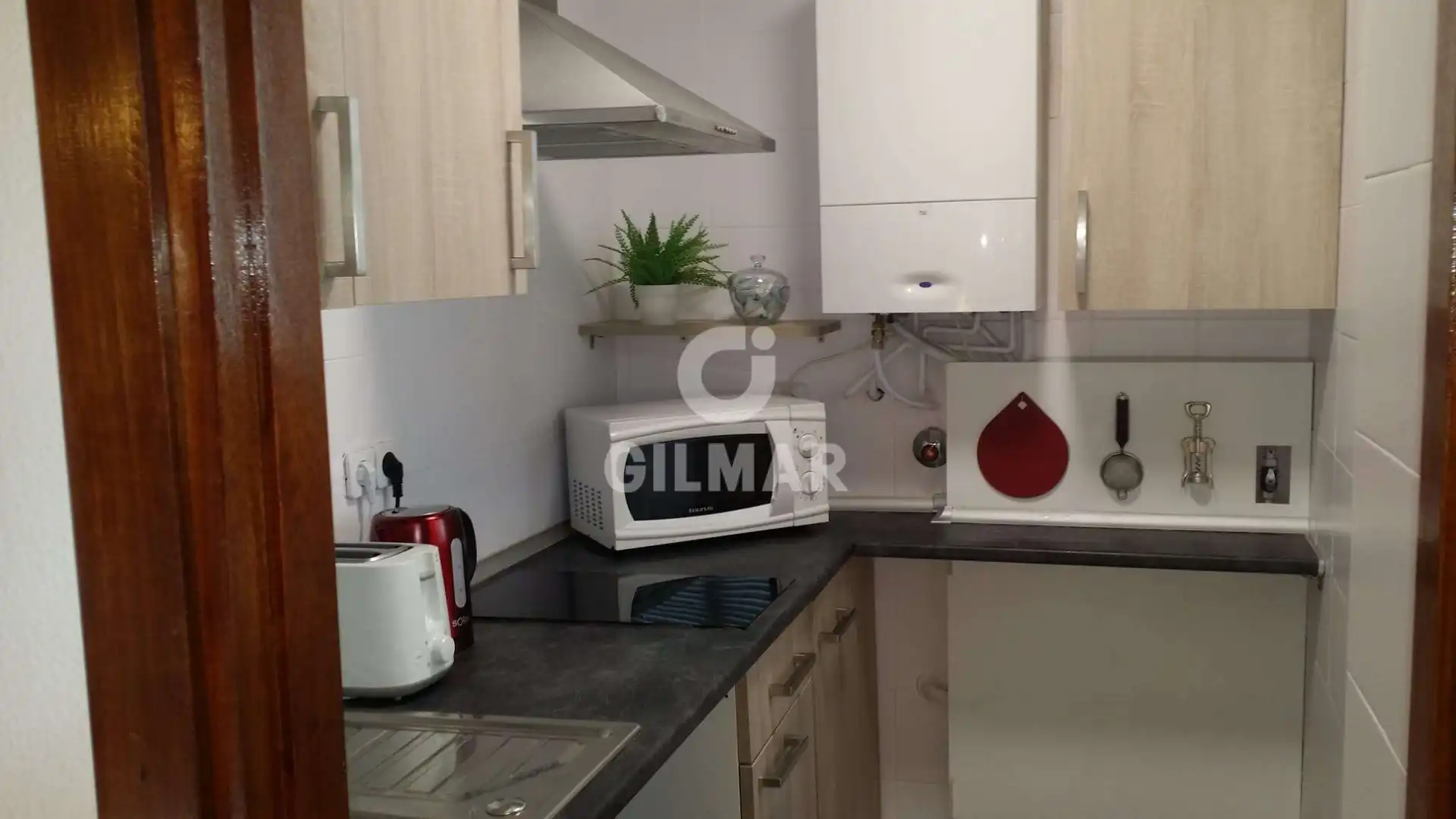 Cuina de Pis en venda en Madrid amb Calefacció i Balcó