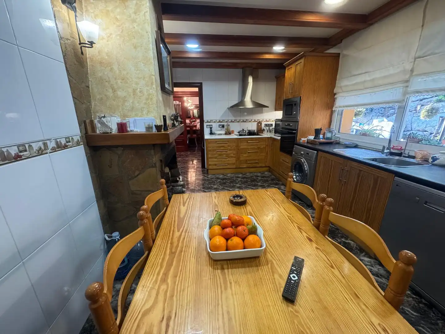 Cocina de Casa o chalet en venta en Corbera de Llobregat con Calefacción, Jardín privado y Terraza