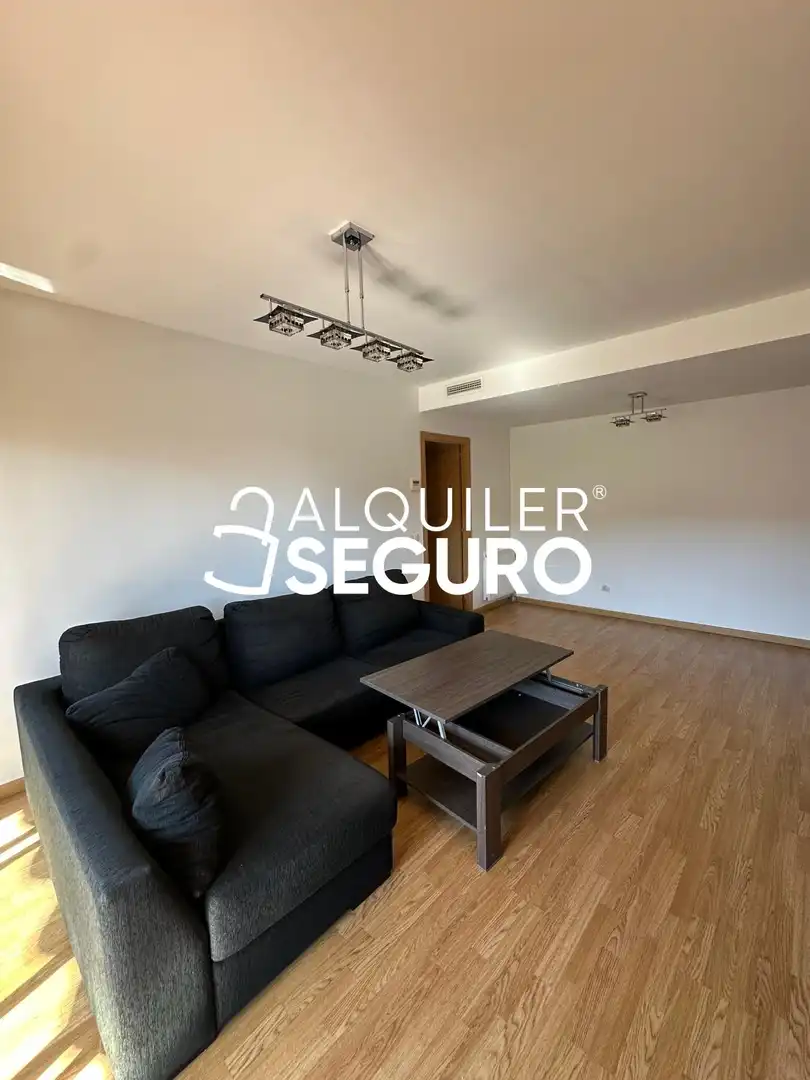 Sala d'estar de Pis de lloguer en Arroyomolinos (Madrid) amb Aire condicionat, Calefacció i Terrassa