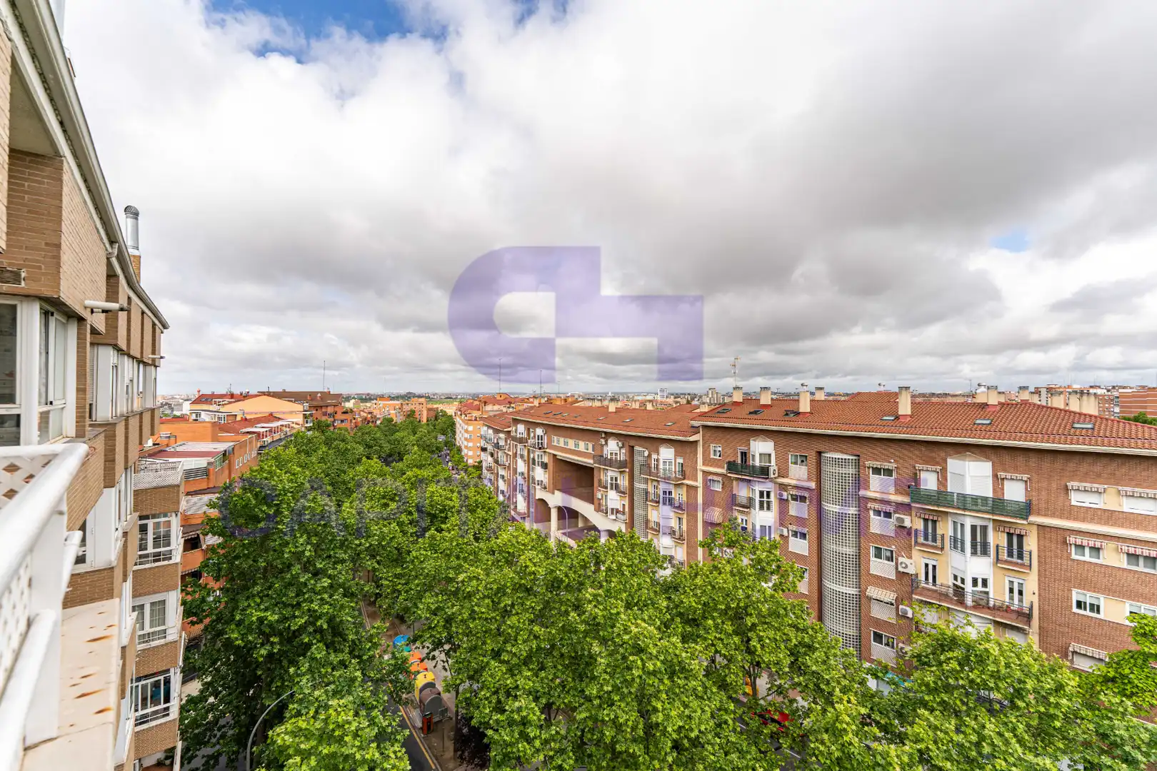 Außenansicht von Maisonette zum Verkauf in Alcorcón mit Klimaanlage, Heizung und Parkett