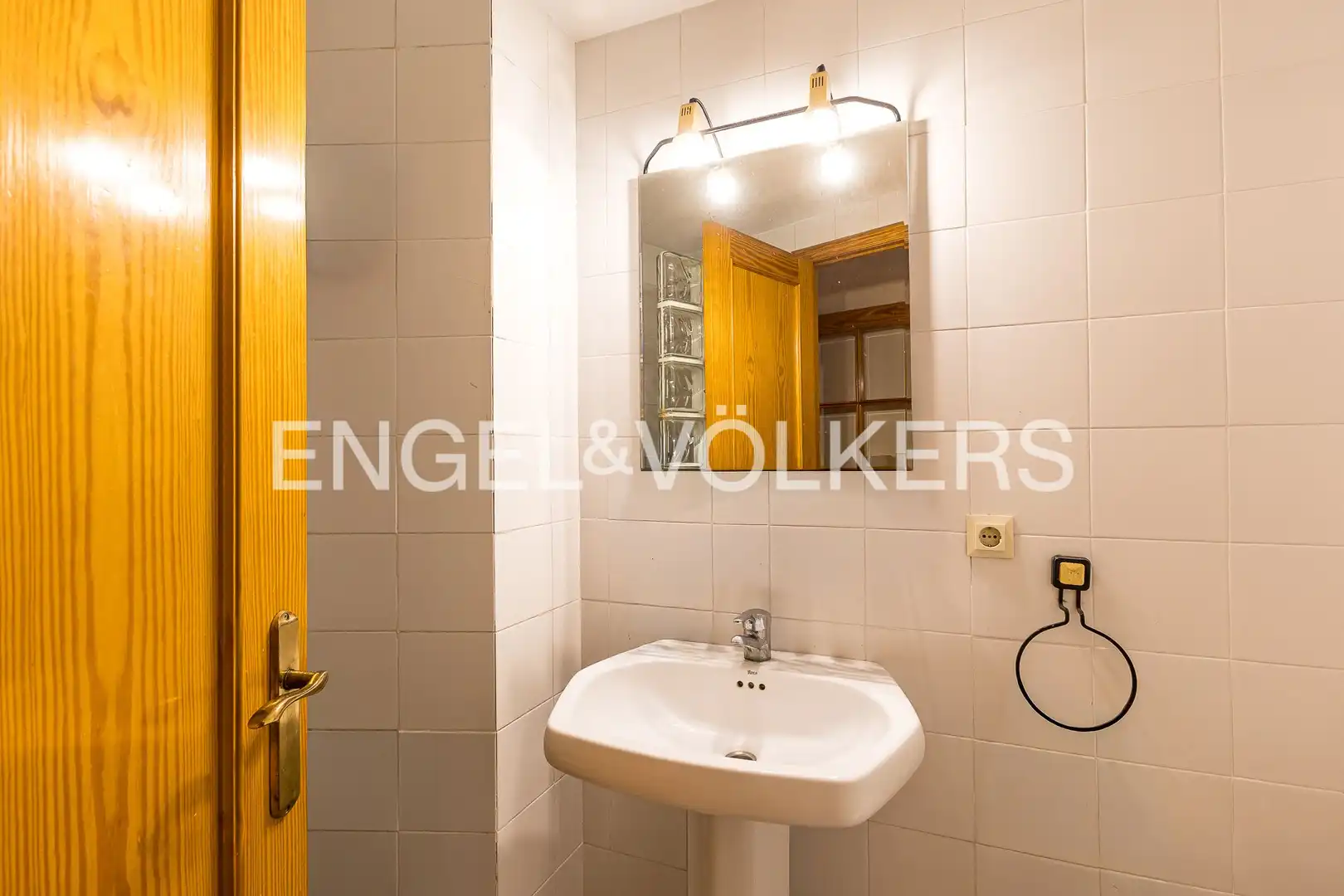 Baño de Piso en venta en Sant Sadurní d'Anoia con Aire acondicionado, Calefacción y Parquet