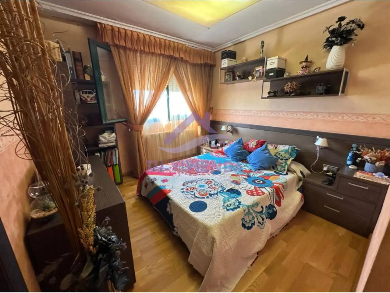 Bedroom of Attic for sale in Valladolid  with Heating, Parquet flooring and Terrace