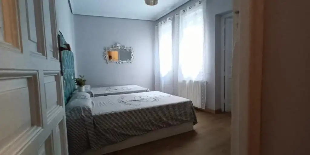 Habitación de Piso en venta en Madrid con Calefacción, Amueblado y Horno