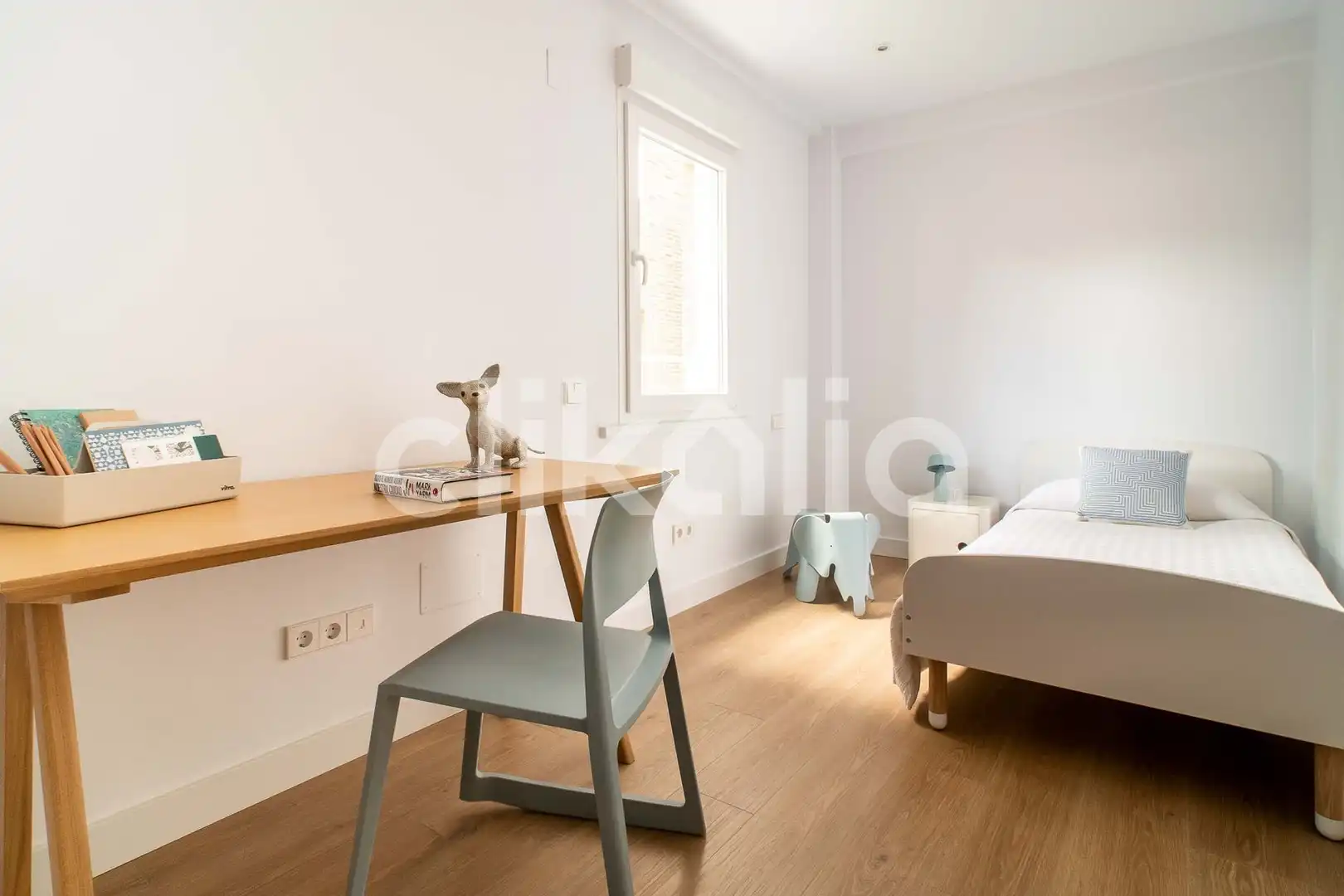 Bedroom of Flat for sale in Madrid  with Air Conditioner, Heating and Private garden