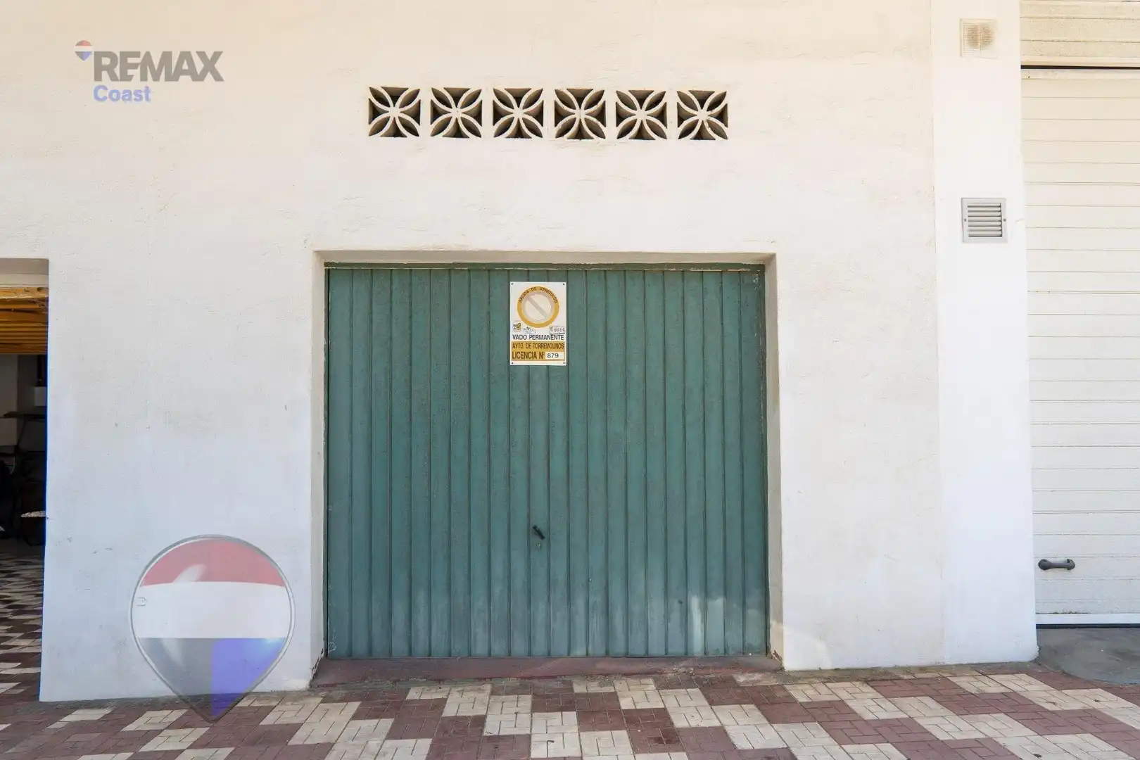 Parking de Piso en venta en Torremolinos con Aire acondicionado, Terraza y Piscina comunitaria