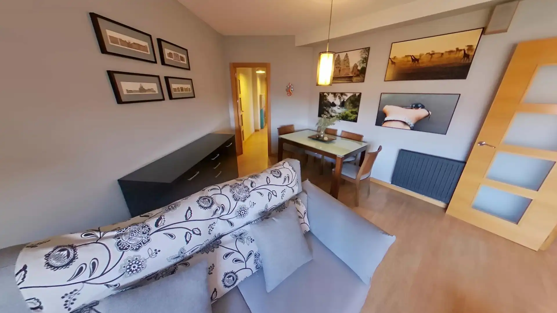 Flat for rent in Calle de la Diligencia, Palomeras Bajas