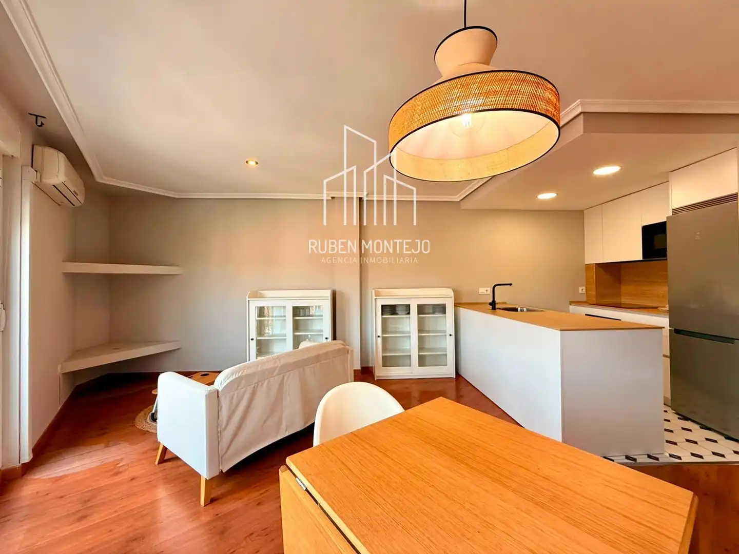 Wohnzimmer von Wohnung zur Miete in Villamayor mit Heizung, Terrasse und Möbliert