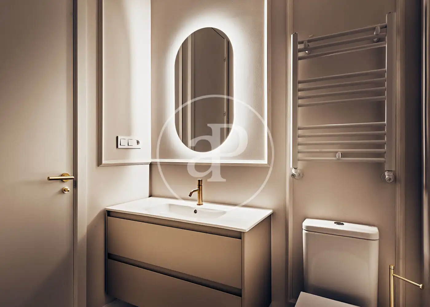 Baño de Piso en venta en Madrid con Aire acondicionado, Calefacción y Amueblado