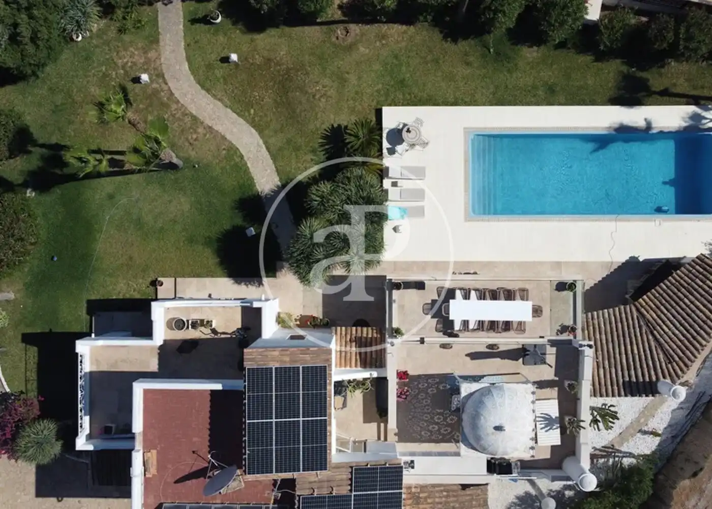 Vista exterior de Casa o xalet en venda en Calvià amb Aire condicionat, Calefacció i Jardí privat