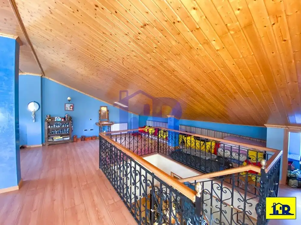 Houses for sale in Arcas del Villar  with Terrace, Storage room and Swimming Pool