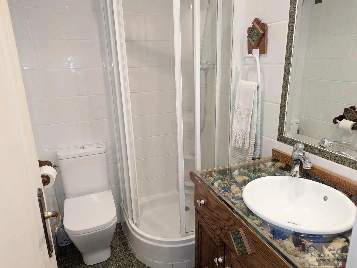 Baño de Dúplex en venta en Segovia con Calefacción, Parquet y Trastero