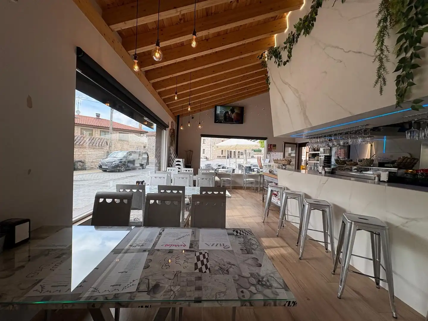 Commercial properties for sale in Castrillo del Val  with Furnished