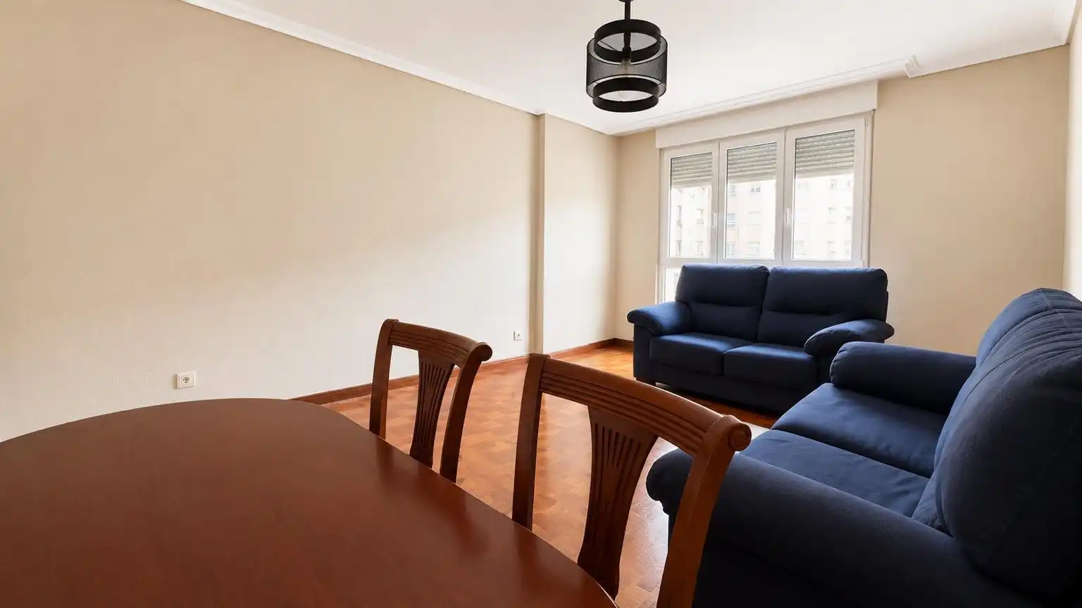 Sala de estar de Piso en venta en Santander con Calefacción y Balcón