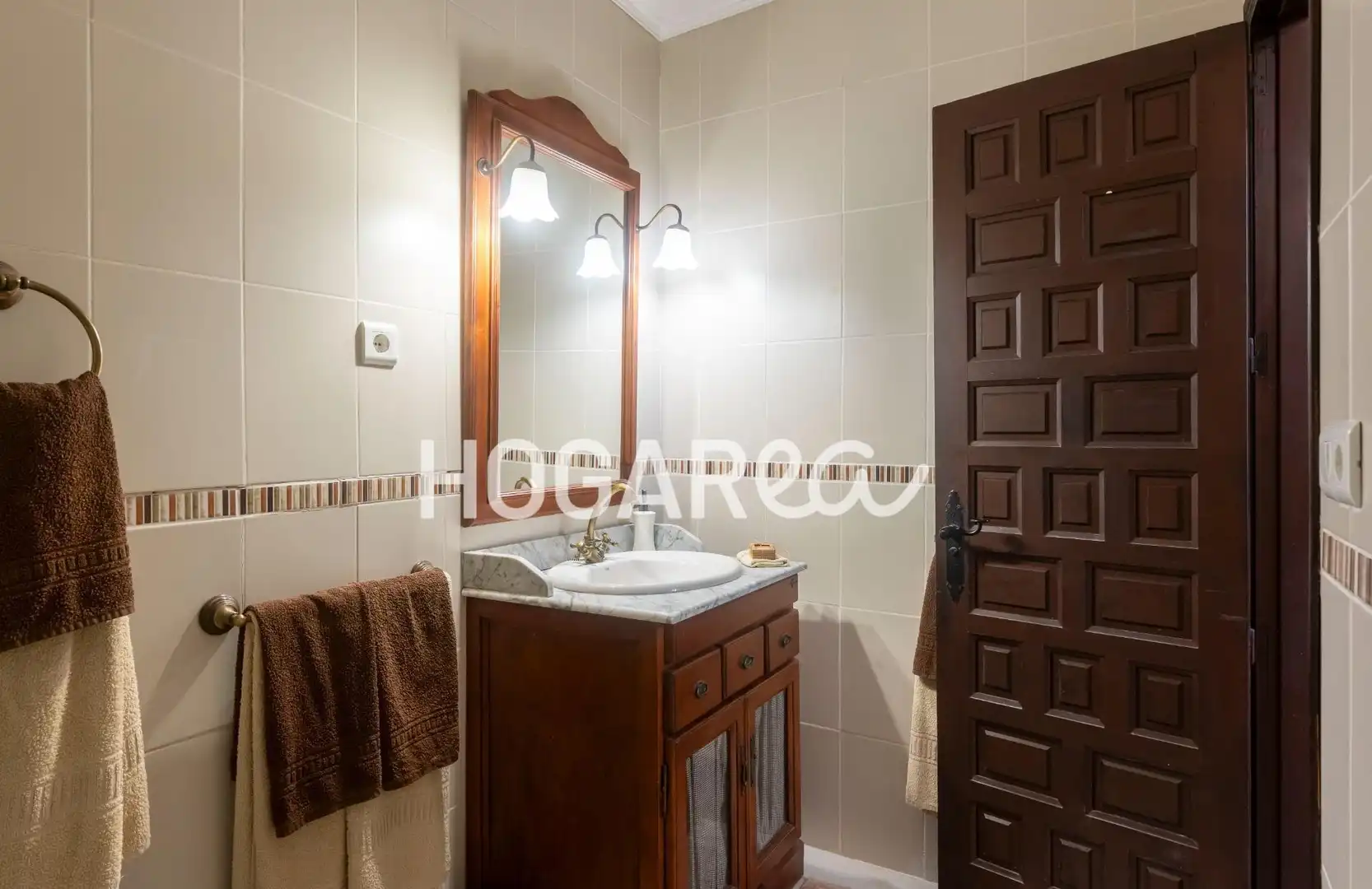 Baño de Finca rústica en venta en Alcaucín con Jardín privado, Terraza y Piscina