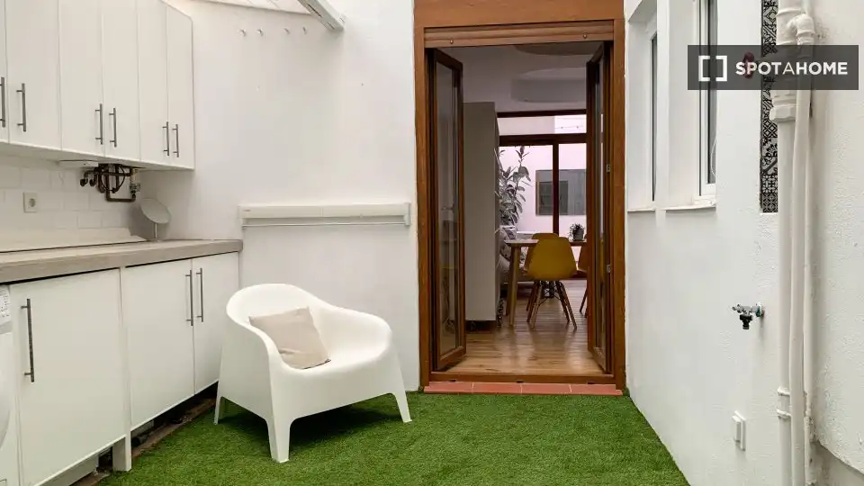 Balcony of Flat for rent in Valencia  with Air Conditioner, Heating and Furnished